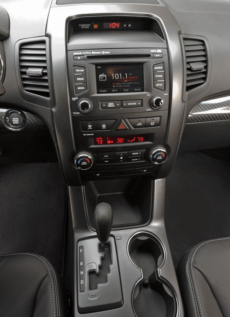  Kia Sorento 2010 года  (фото 141 из 238)